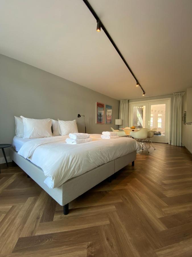 Studio 157, In De Stad Aan De Gracht กัมเปิน ภายนอก รูปภาพ