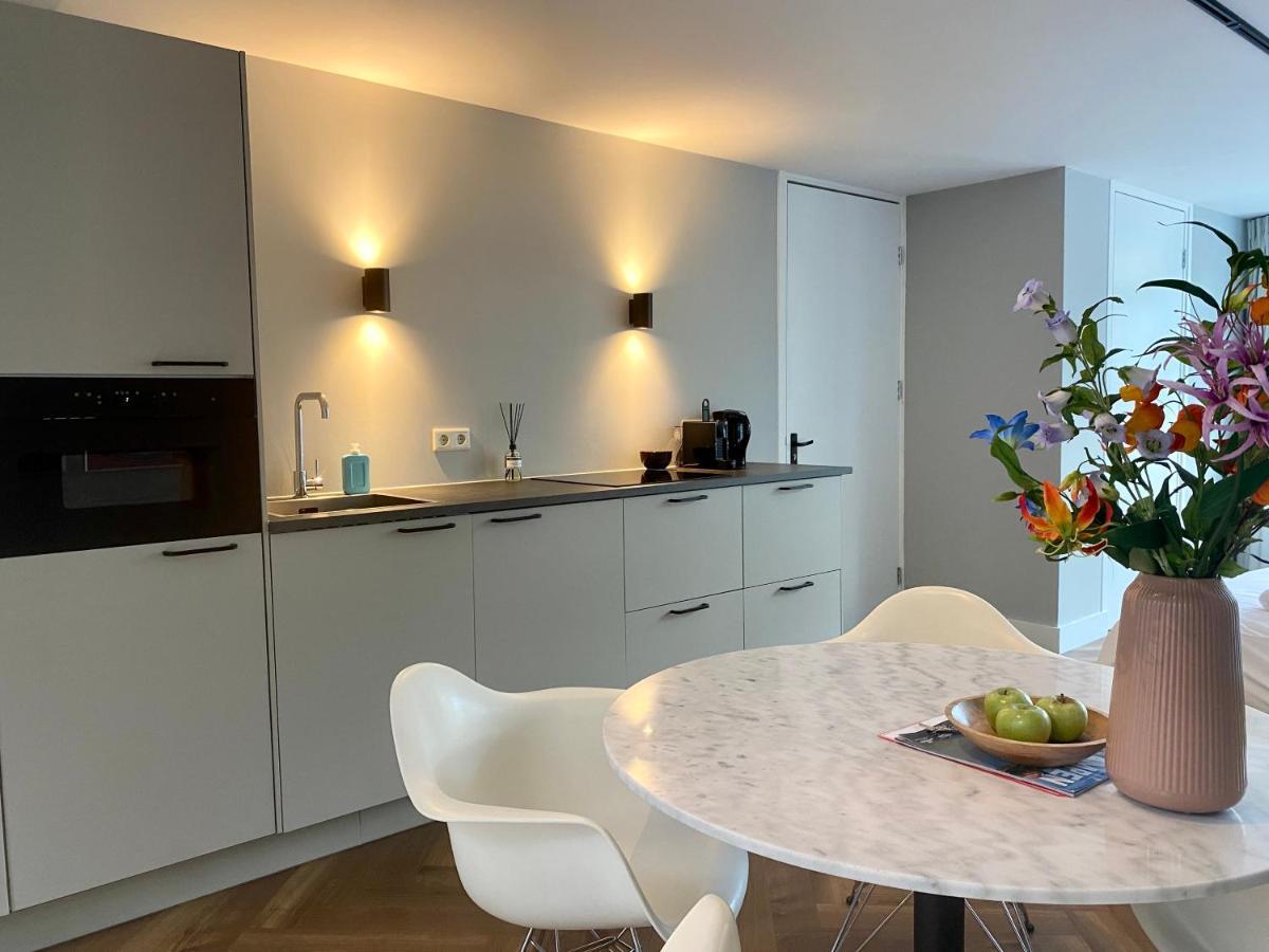 Studio 157, In De Stad Aan De Gracht กัมเปิน ภายนอก รูปภาพ